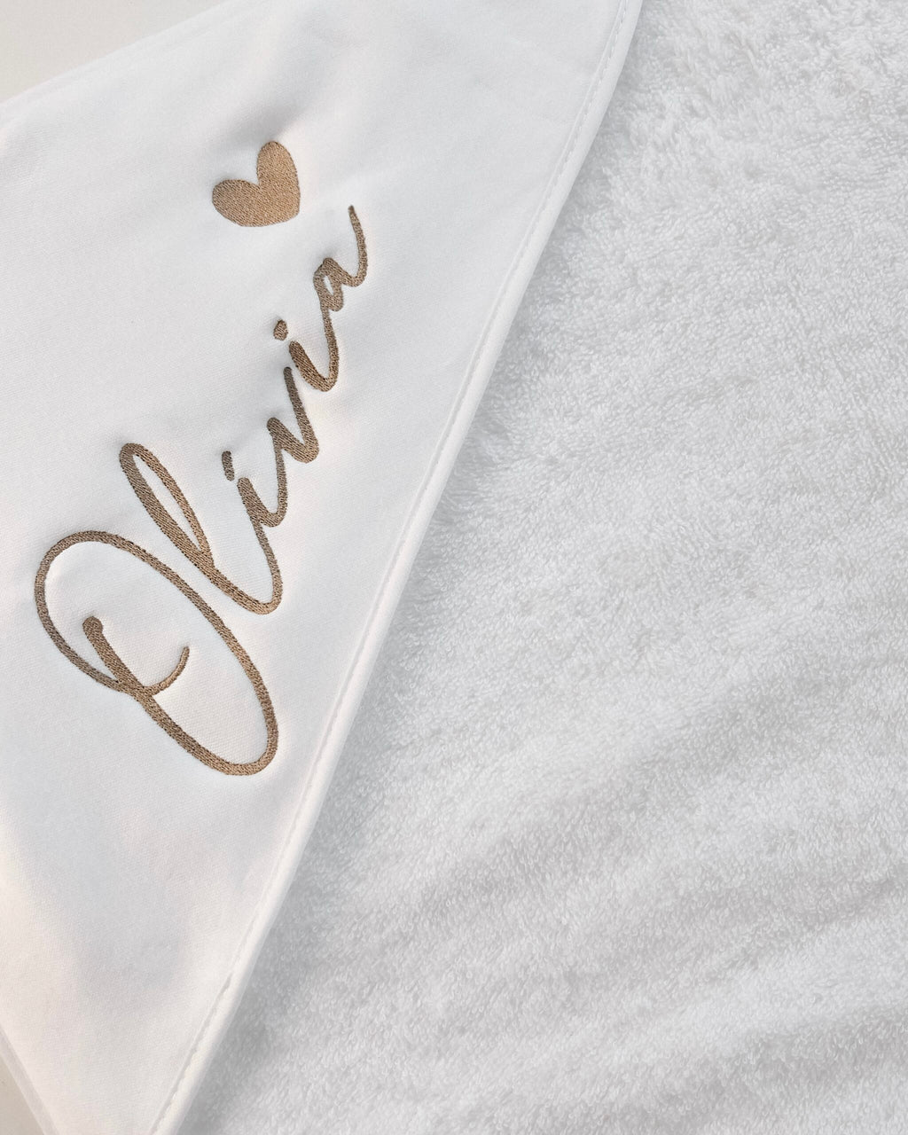 Toalha de Banho Bordada Personalizada